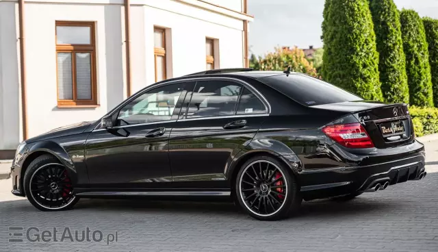 MERCEDES-BENZ Klasa C 63 AMG AMG SPEEDSHIFT MCT AMG Performance Package