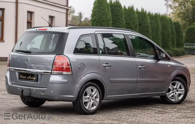 OPEL Zafira 1.6 Enjoy