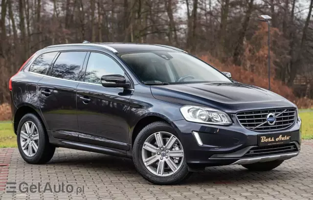 VOLVO XC 60 D3 Drive-E Momentum