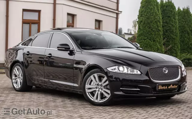 JAGUAR XJ 3.0 T AWD LWB Premium Luxury