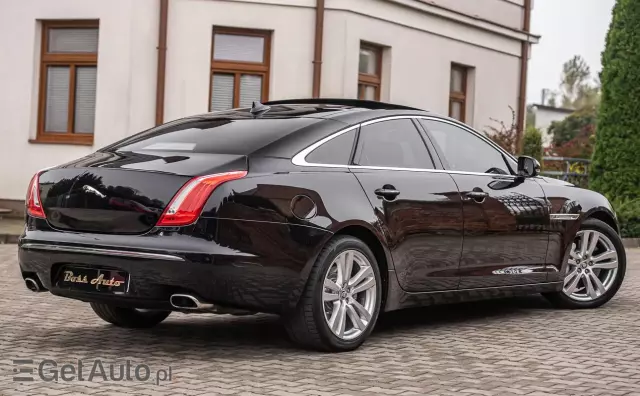 JAGUAR XJ 3.0 T AWD LWB Premium Luxury