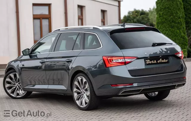 SKODA Superb 2.0 TDI DSG Premium Edition