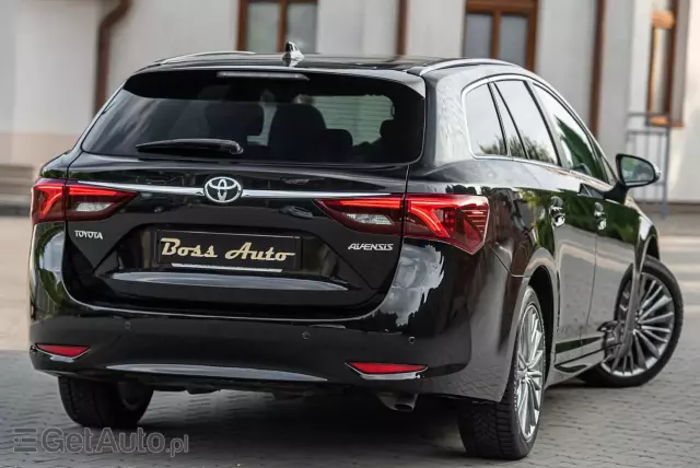 TOYOTA Avensis 2.0 D-4D Premium