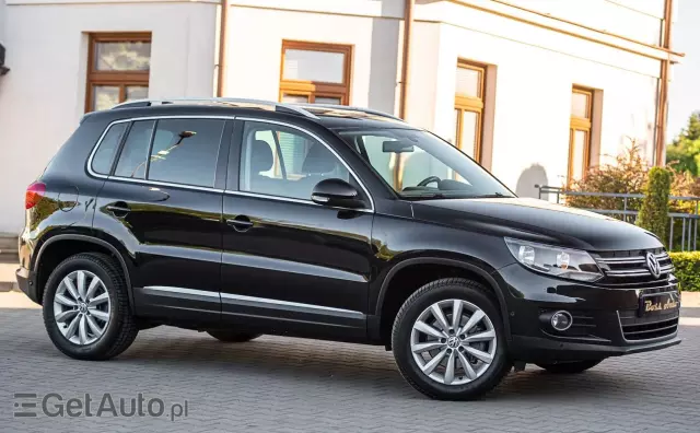 VOLKSWAGEN Tiguan 2.0 TDI DPF BlueMotion Technology Sport & Style