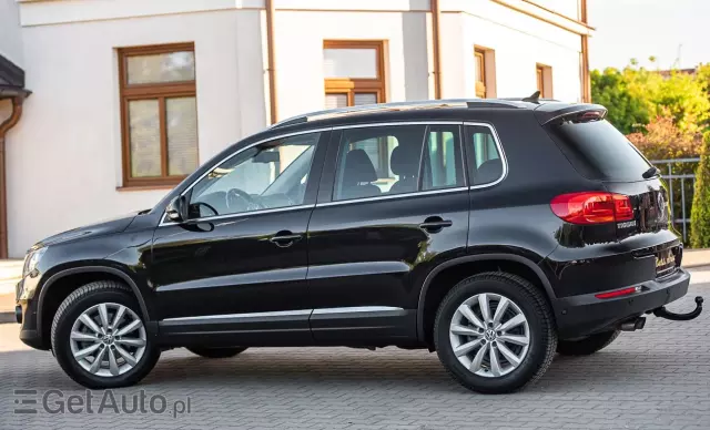 VOLKSWAGEN Tiguan 2.0 TDI DPF BlueMotion Technology Sport & Style