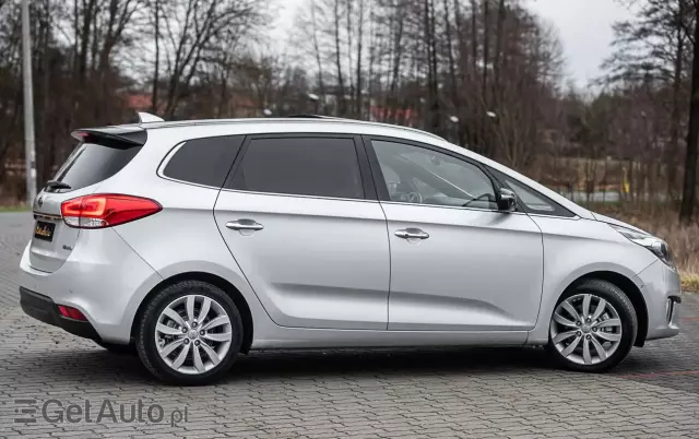 KIA Carens 1.7 CRDi Business Line 7os