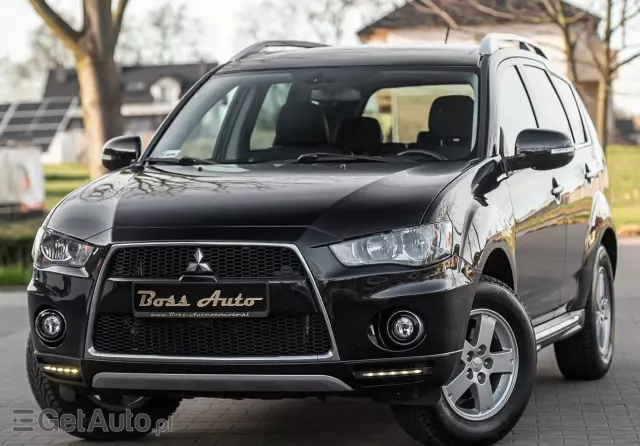 MITSUBISHI Outlander 2.0 2WD Edition