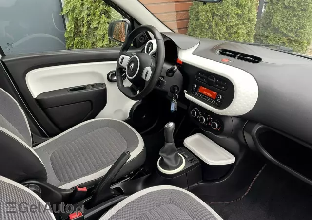 RENAULT Twingo 