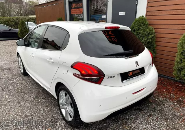 PEUGEOT 208 1.2 PureTech Style