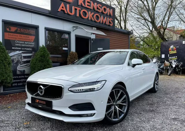 VOLVO S90 T5 Momentum