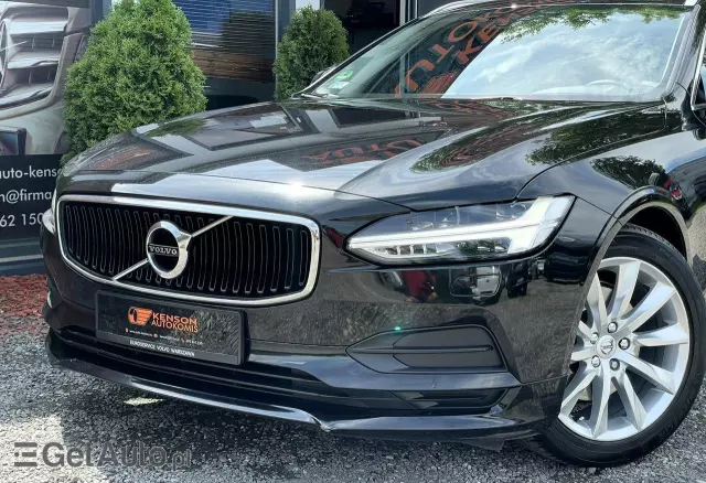 VOLVO V90 D3 AWD Momentum