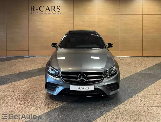 MERCEDES-BENZ Klasa E 220 d 4-Matic 9G-TRONIC