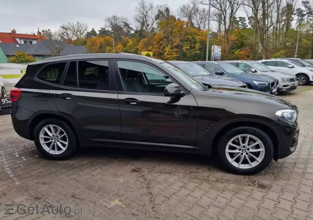 BMW X3 SDrive18d Advantage