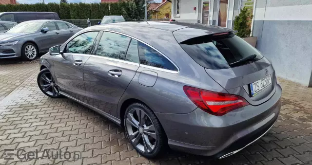 MERCEDES-BENZ CLA Shooting Brake 180 d AMG Line