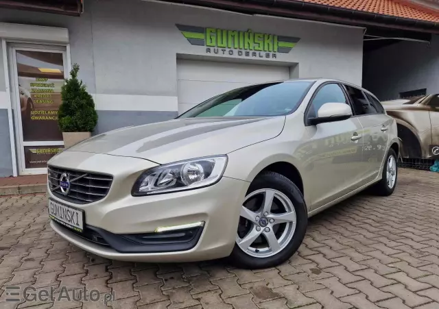 VOLVO V60 D2 Geartronic Momentum