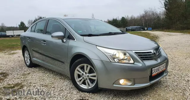 TOYOTA Avensis 