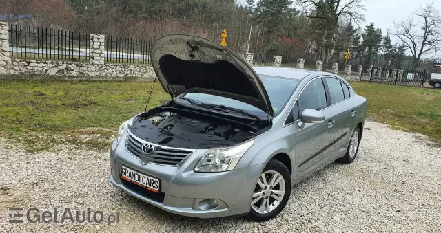 TOYOTA Avensis 