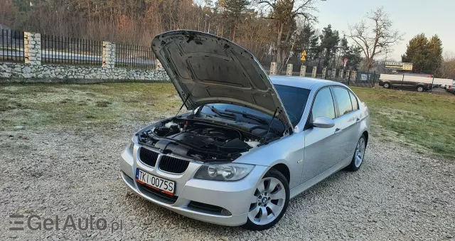 BMW Seria 3 320i