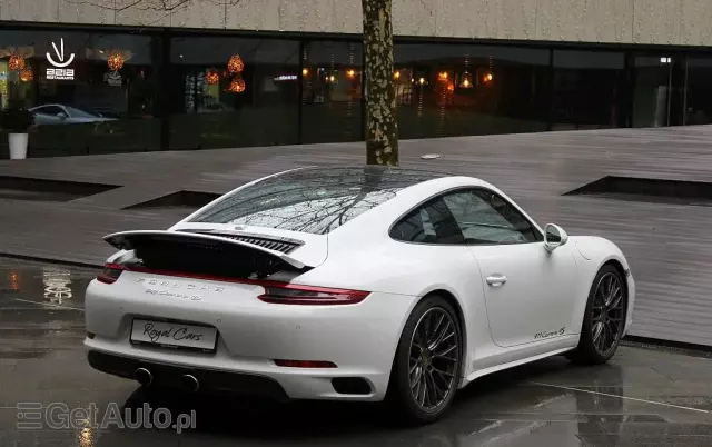 PORSCHE 911 Carrera 4S PDK