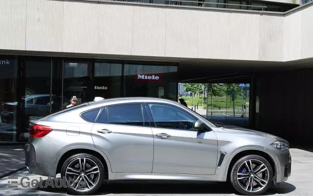 BMW X6M 