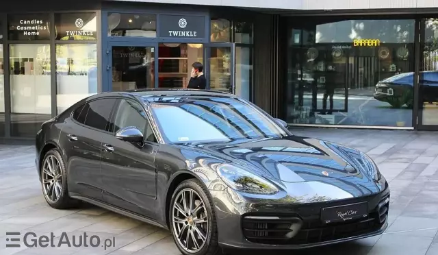 PORSCHE Panamera 