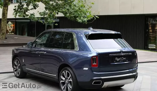 ROLLS-ROYCE Cullinan 