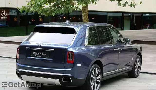 ROLLS-ROYCE Cullinan 