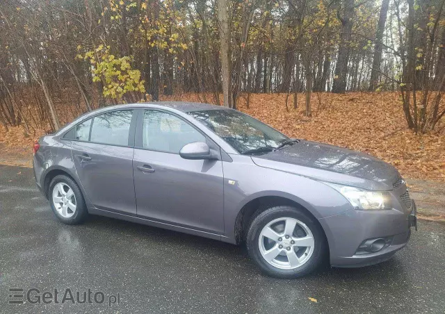 CHEVROLET Cruze 1.6 LS