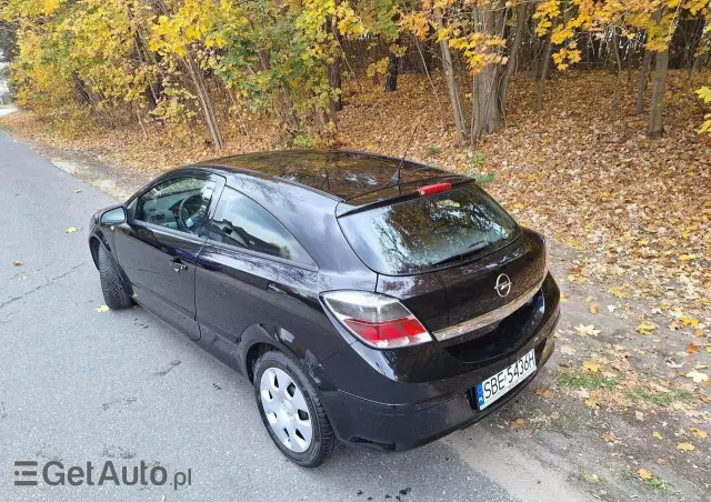 OPEL Astra GTC 1.9 CDTI Sport