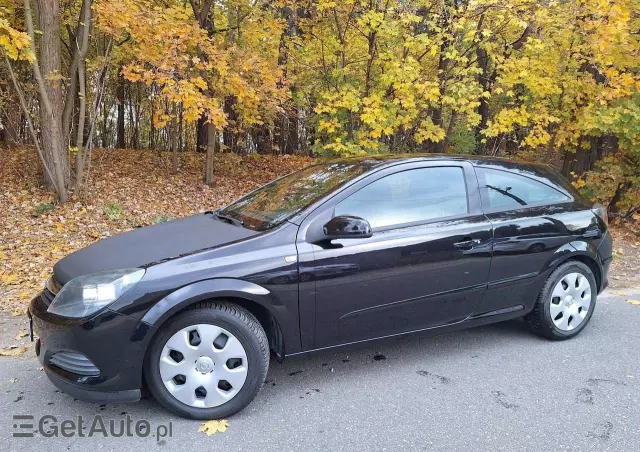 OPEL Astra GTC 1.9 CDTI Sport