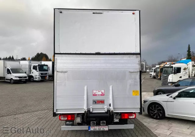 VOLKSWAGEN CRAFTER 2.0 TDi 177 / UNIKATOWY! / WYSOKI KONTENER / E6 / BEZWYPADKOWY / WINDA 750KG / WEBASTO 