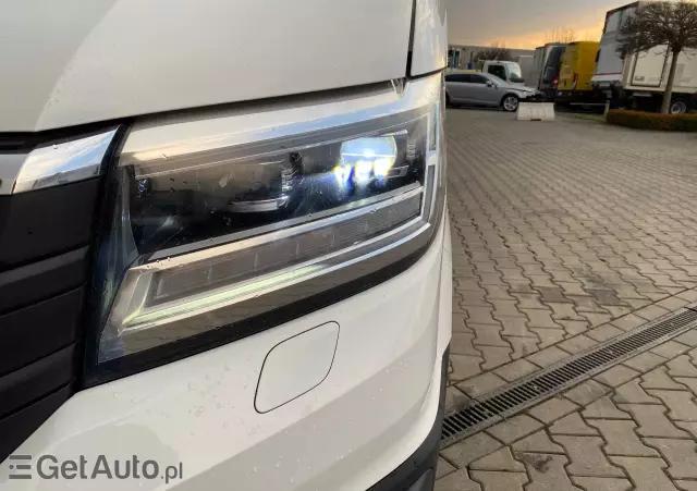 VOLKSWAGEN CRAFTER 2.0 TDi 177 / UNIKATOWY! / WYSOKI KONTENER / E6 / BEZWYPADKOWY / WINDA 750KG / WEBASTO 