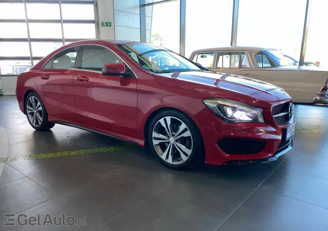 MERCEDES-BENZ CLA 250 4-Matic