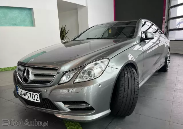 MERCEDES-BENZ Klasa E 350 CDI DPF Coupe BlueEFFICIENCY 7G-TRONIC Elegance