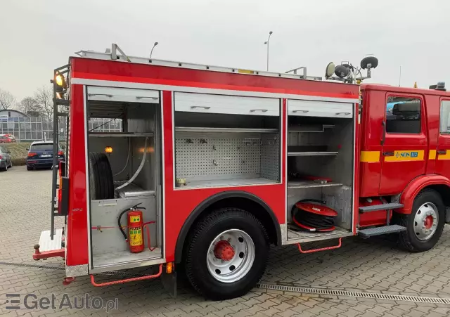 VOLVO F613 - STRAŻ POŻARNA - STAN BDB - POMPA Z PRZODU 