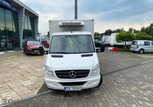 MERCEDES-BENZ Sprinter 310 CDi / Idealny pod kamper / Izoterma / Niskopodwozie / Kontener 