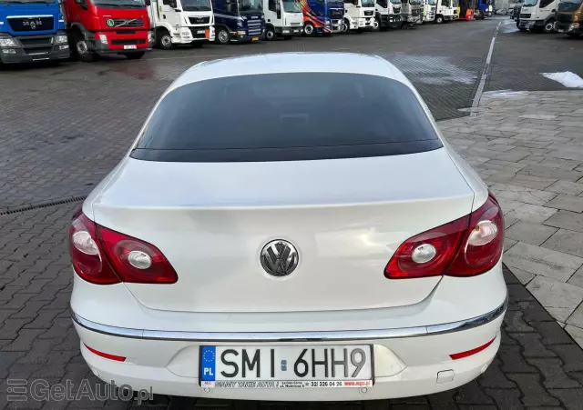 VOLKSWAGEN Passat CC 