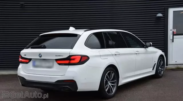 BMW Seria 5 530e (292 KM) Plug-in Hybrid xDrive Steptronic