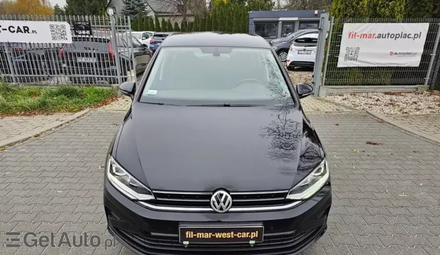 VOLKSWAGEN Golf Sportsvan 