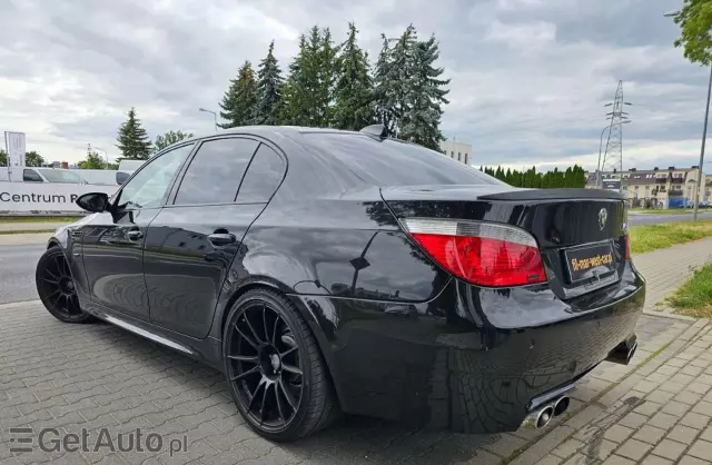 BMW M5 