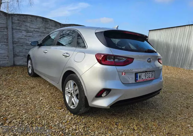 KIA Ceed 1.6 CRDi SCR L Business Line