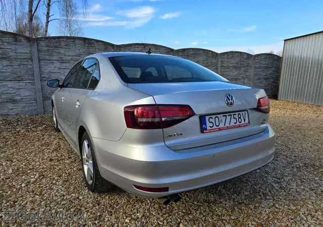 VOLKSWAGEN Jetta 2.0 TDI BlueMotion Technologie