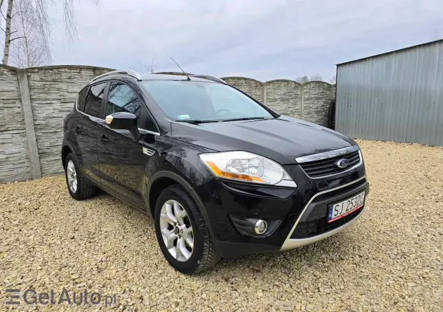 FORD Kuga 2.0 TDCi 2x4 Titanium