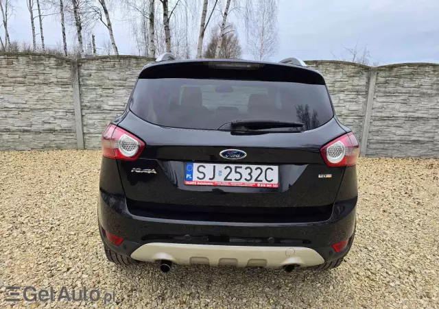 FORD Kuga 2.0 TDCi 2x4 Titanium