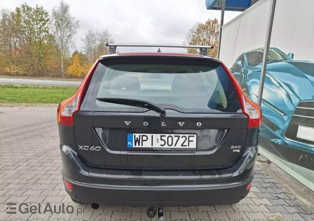 VOLVO XC 60 