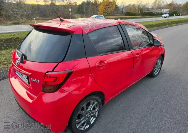 TOYOTA Yaris 1.33 Premium