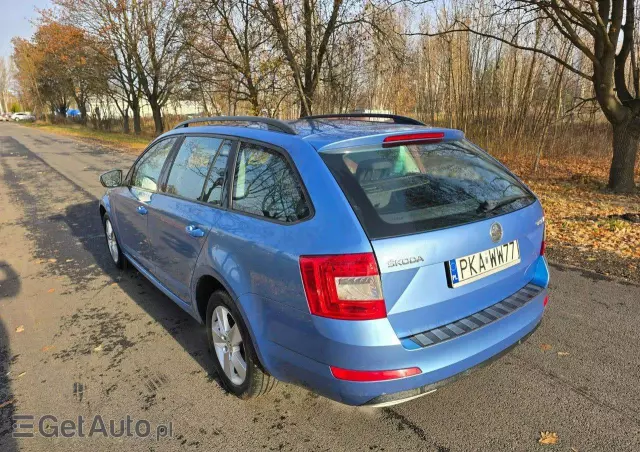 SKODA Octavia 