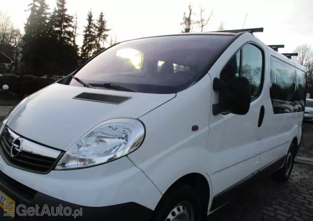 OPEL Vivaro 