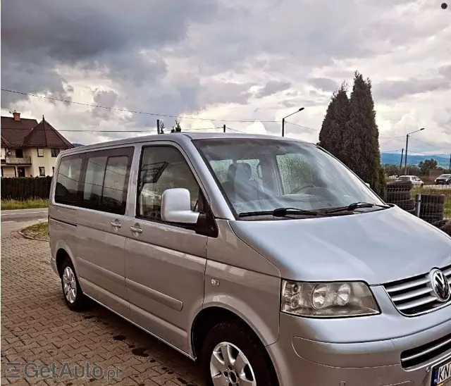 VOLKSWAGEN Multivan 