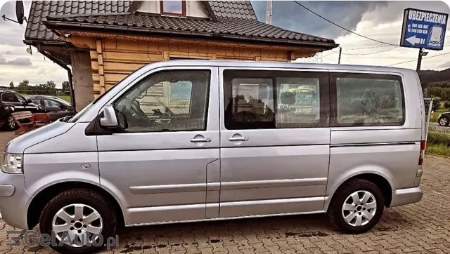 VOLKSWAGEN Multivan 